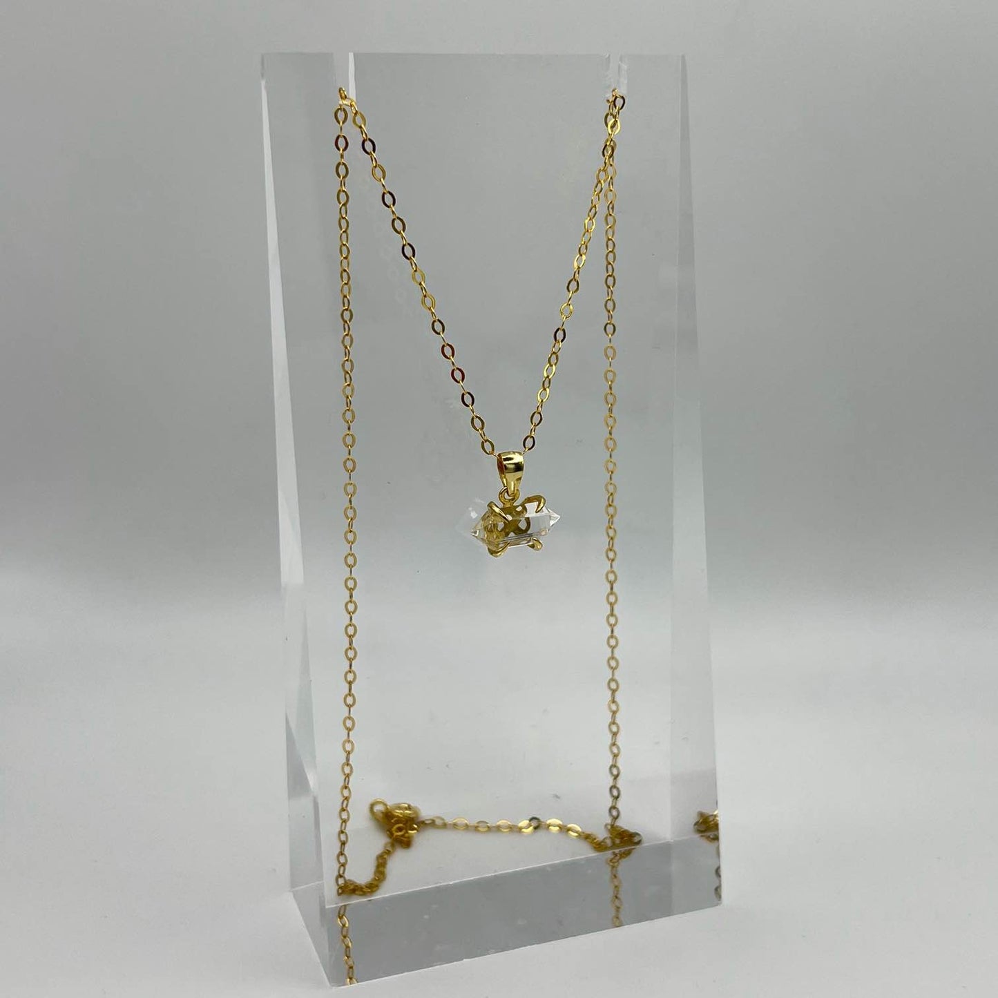 Колье горный хрусталь - бипирамида