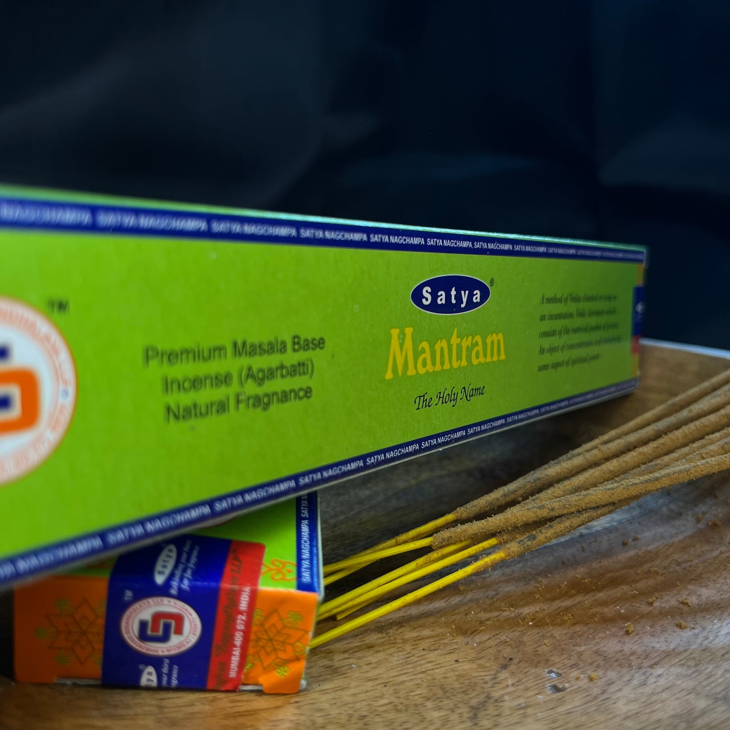 Räucherstäbchen Mantram