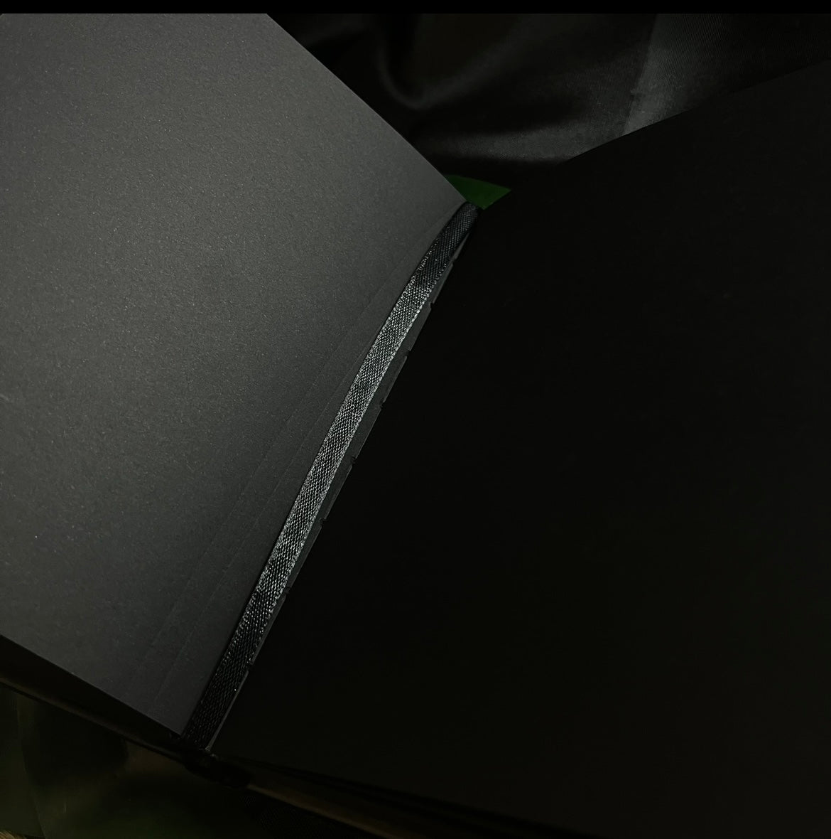 Black Grimoire (Hexenbuch) - Pluto