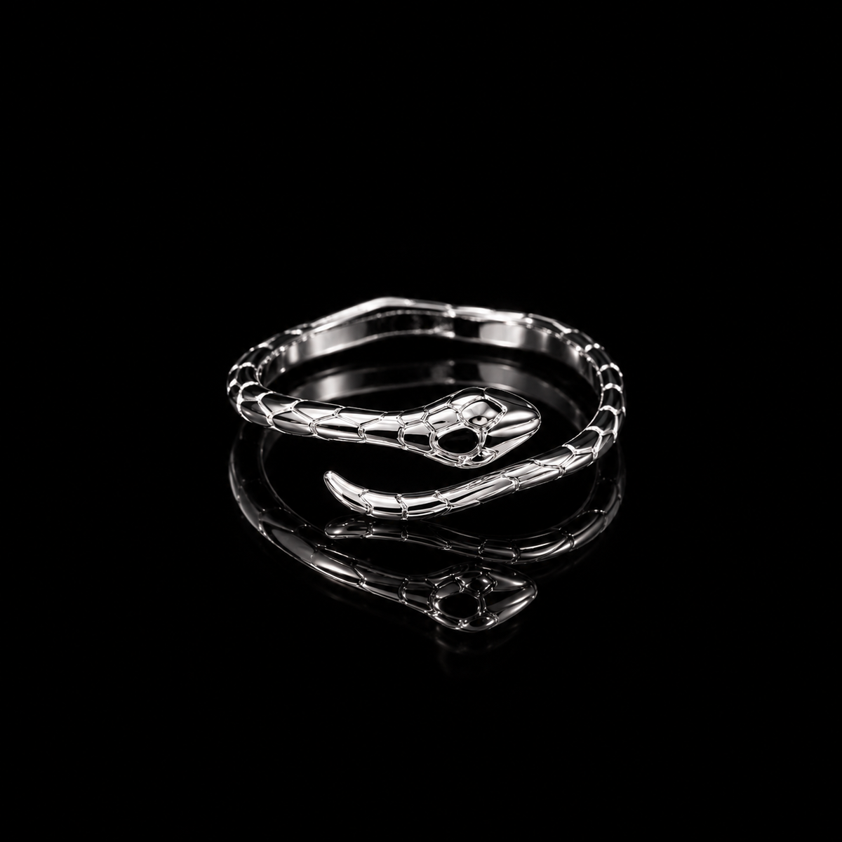 Virelia Snake Ring