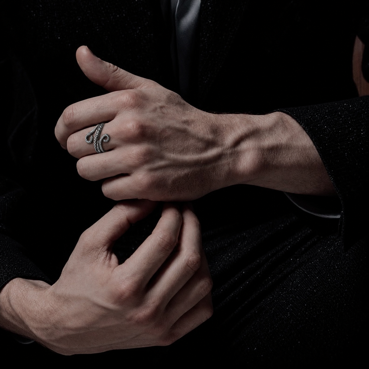 Abyssus Ring