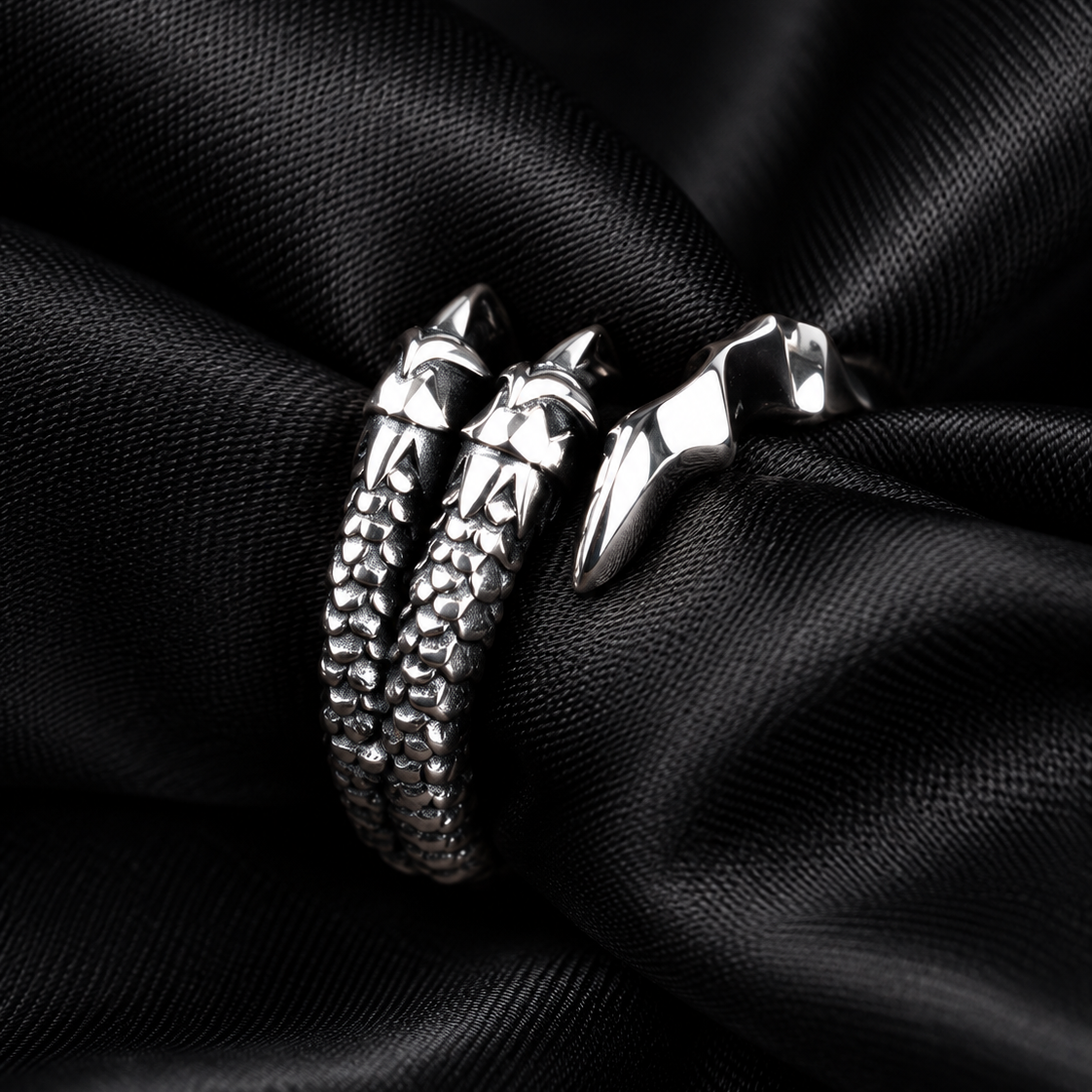 Talyra Ring